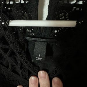 Black linen and crochet blouse